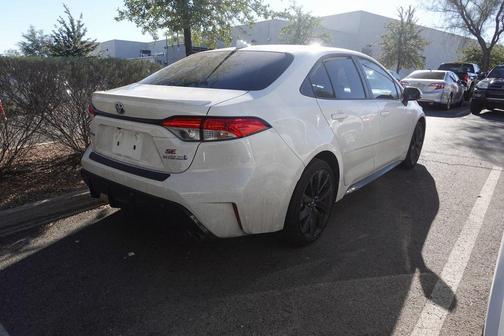 2024 Toyota Corolla Hybrid SE