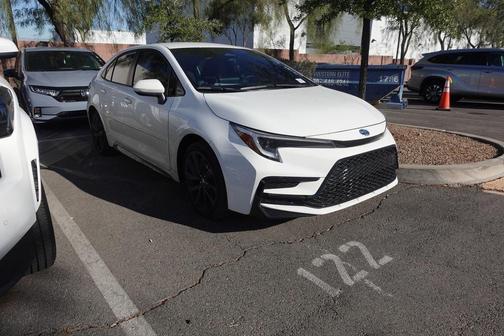 2024 Toyota Corolla Hybrid SE