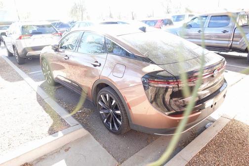 2023 Toyota Crown Platinum