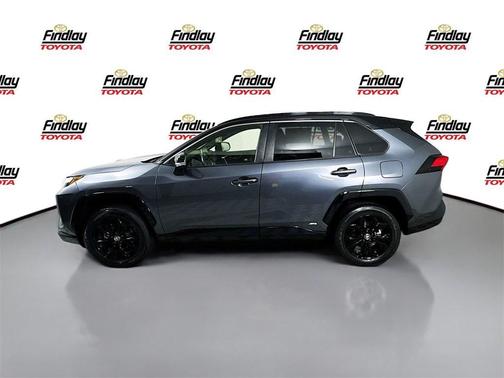 2022 Toyota RAV4 Hybrid SE