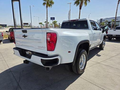 Polar White Tricoat 2026 Chevrolet Silverado 3500 High Country