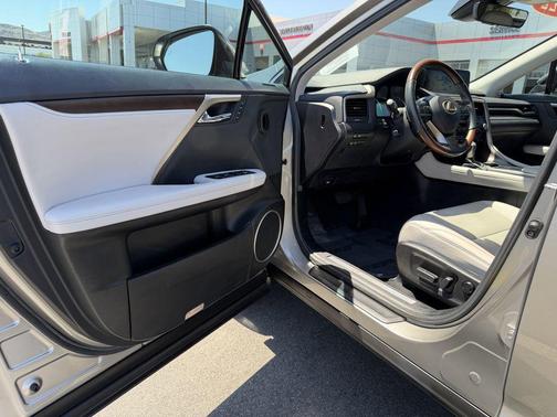 Atomic Silver 2022 Lexus RX 350 Base