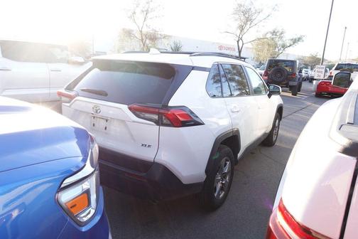 2023 Toyota RAV4 XLE