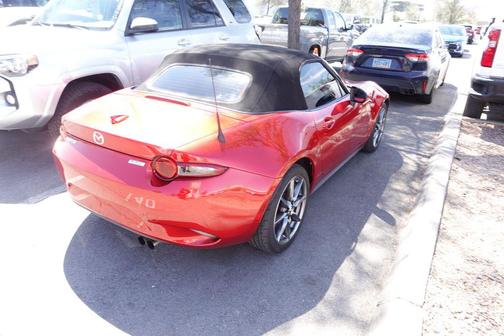 Soul Red Metallic 2016 Mazda MX-5 Miata Grand Touring