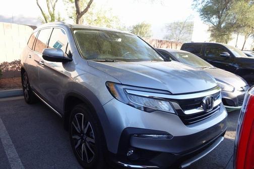 2022 Honda Pilot Touring 8-Passenger