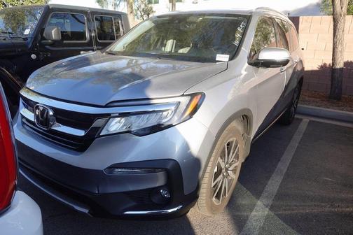 2022 Honda Pilot Touring 8-Passenger