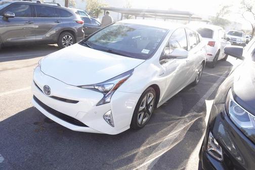 2018 Toyota Prius Three Touring
