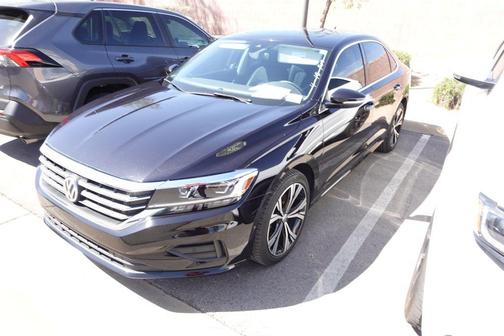 Deep Black Pearl 2020 Volkswagen Passat 2.0T SE