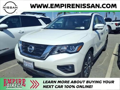 Pearl White 2018 Nissan Pathfinder Platinum
