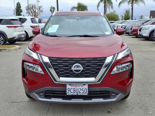 2022 Nissan Rogue SL