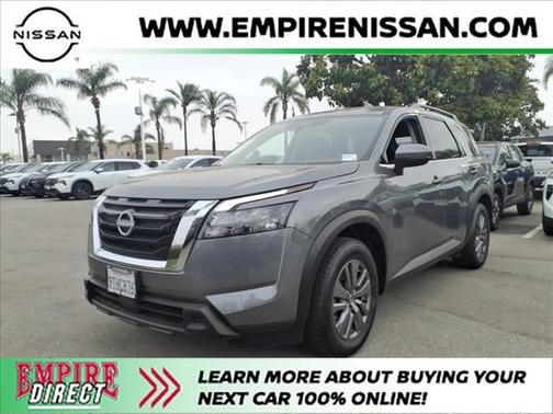 Gun Metallic 2025 Nissan Pathfinder SV
