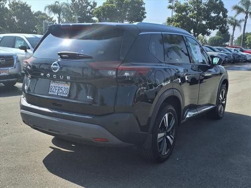 2021 Nissan Rogue SL