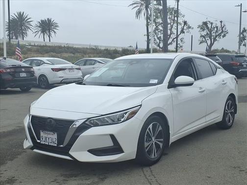 Cloud White 2022 Nissan Sentra SV