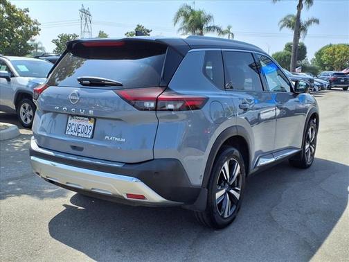 2022 Nissan Rogue Platinum