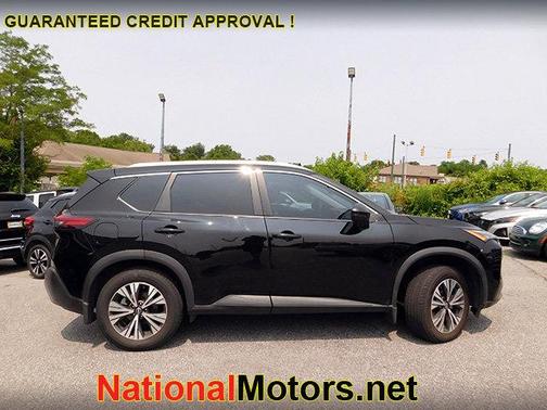 2022 Nissan Rogue SV