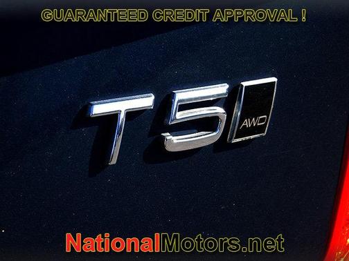 2021 Volvo XC90 T5 Momentum