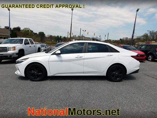 2021 Hyundai ELANTRA SEL