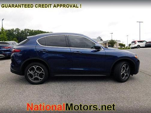 2018 Alfa Romeo Stelvio Base