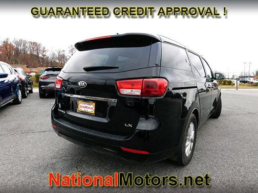 2016 Kia Sedona LX