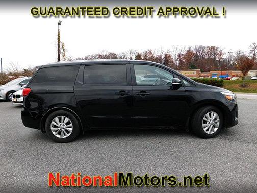 2016 Kia Sedona LX