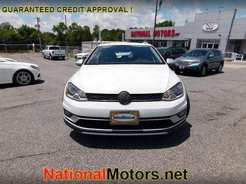 2017 Volkswagen Golf Alltrack TSI S