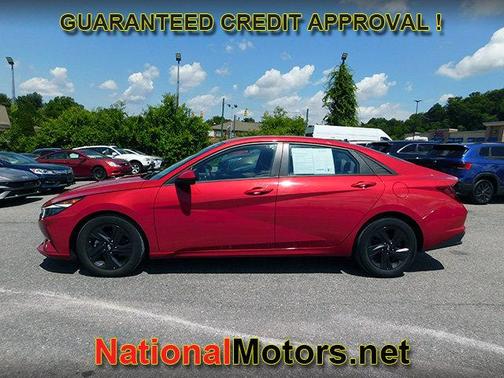 Calypso Red 2022 Hyundai ELANTRA SEL