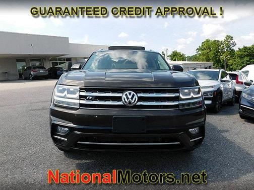 2019 Volkswagen Atlas 3.6L SE w/Technology R-Line