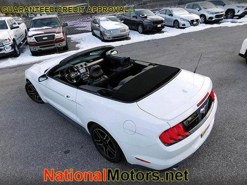 2022 Ford Mustang EcoBoost Premium