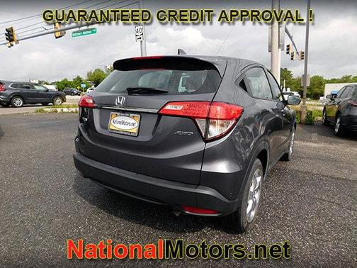 Gray 2022 Honda HR-V LX