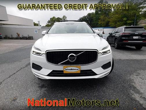 2021 Volvo XC60 T5 Momentum