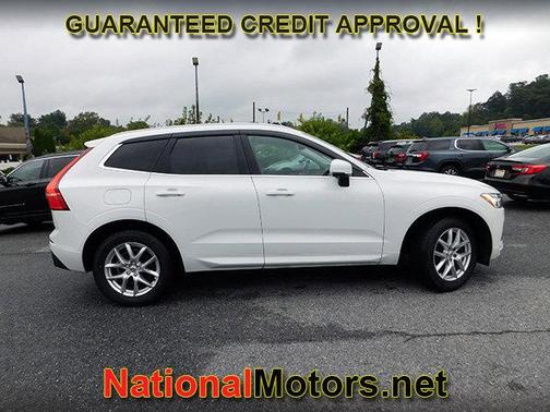 2021 Volvo XC60 T5 Momentum