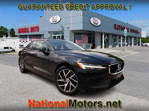 2020 Volvo S60 T5 Momentum