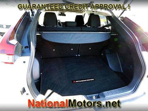 White 2024 Mitsubishi Eclipse Cross LE