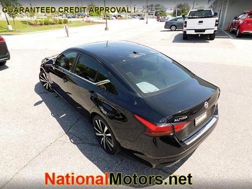 2022 Nissan Altima 2.5 SR
