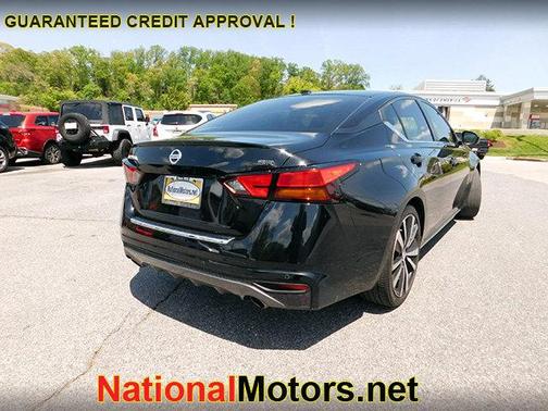 2022 Nissan Altima 2.5 SR