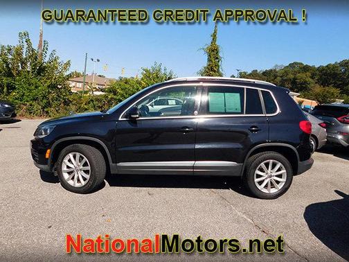 2017 Volkswagen Tiguan 2.0T Wolfsburg Edition