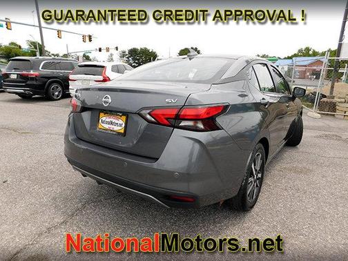Gun Metallic 2021 Nissan Versa 1.6 SV