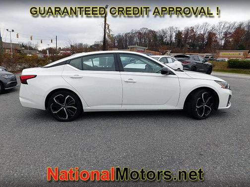 2024 Nissan Altima 2.5 SR