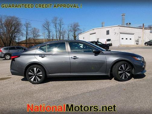 2021 Nissan Altima 2.5 SV