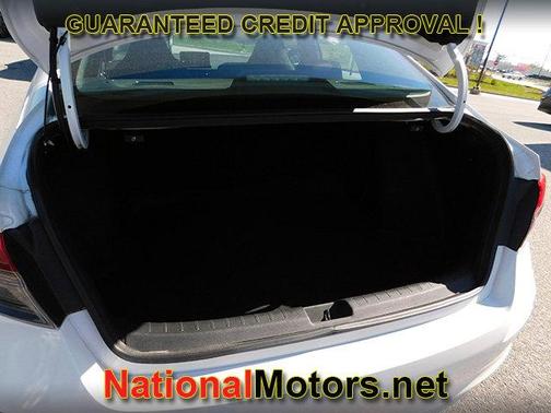 White 2023 Honda Civic Si Base