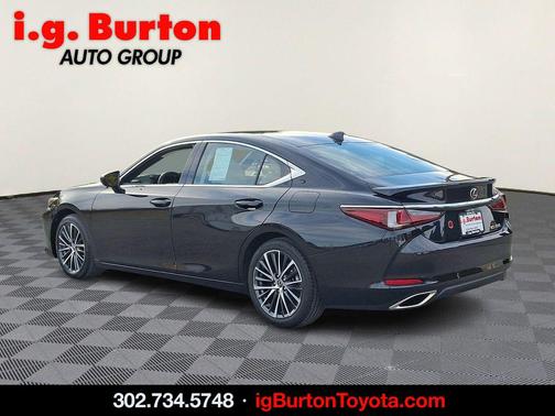 2023 Lexus ES 350 Base