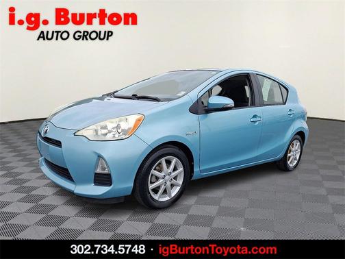 2013 Toyota Prius c Three