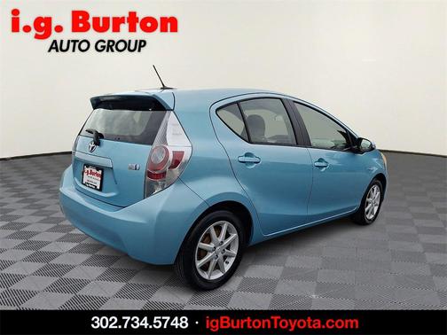 2013 Toyota Prius c Three