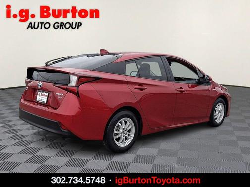 2021 Toyota Prius XLE