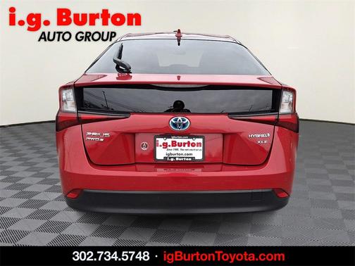 2021 Toyota Prius XLE