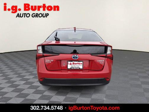 2021 Toyota Prius XLE