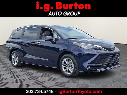 2025 Toyota Sienna XLE 7 Passenger
