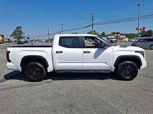 Ice 2026 Toyota Tundra Hybrid TRD Pro