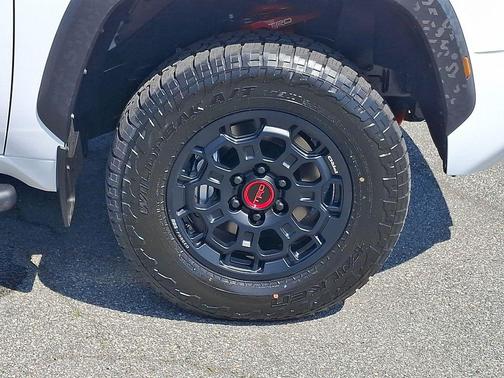 Ice 2026 Toyota Tundra Hybrid TRD Pro