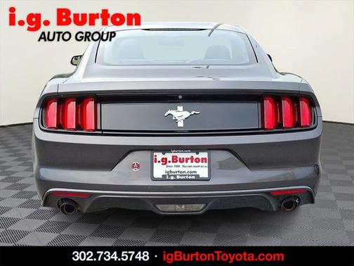 2016 Ford Mustang V6